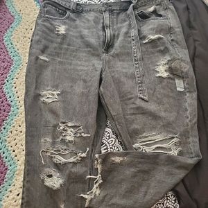American Eagle mom jeans